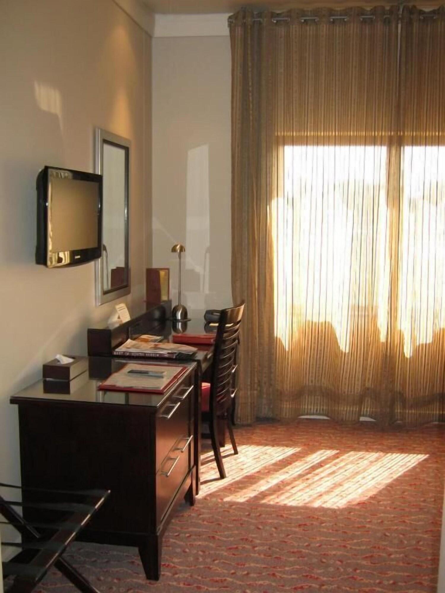 Mondior At Emperors Palace Κέμπτον Παρκ Εξωτερικό φωτογραφία