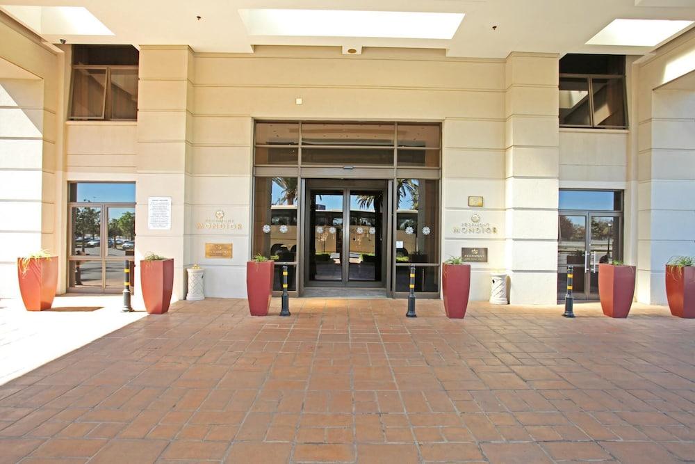 Mondior At Emperors Palace Κέμπτον Παρκ Εξωτερικό φωτογραφία